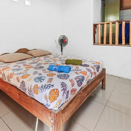 Palulu Garden Homestay Labuan Bajo Exteriör bild
