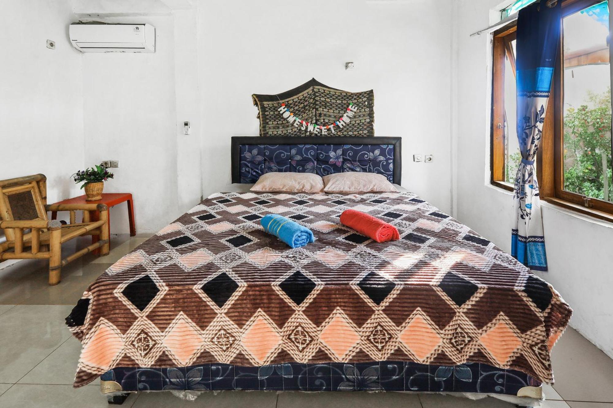 Palulu Garden Homestay Labuan Bajo Exteriör bild