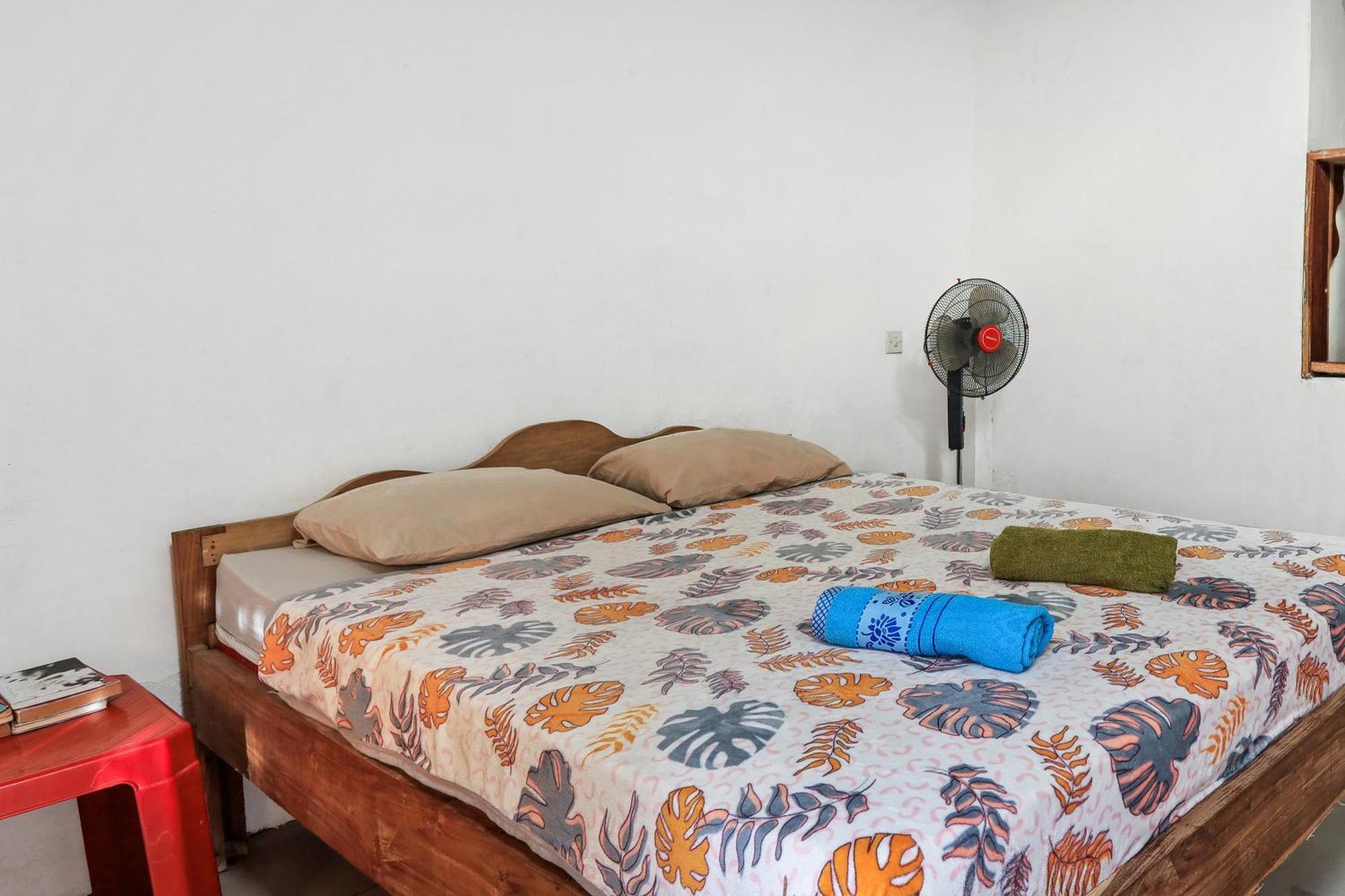 Palulu Garden Homestay Labuan Bajo Exteriör bild